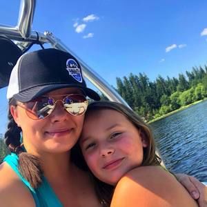 Meet your Posher, Desirae